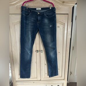 Zara jeans